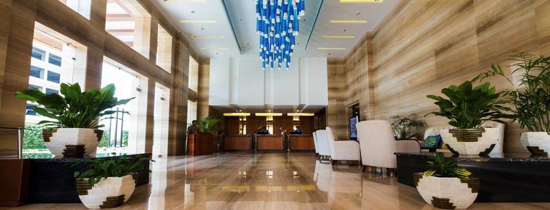 Ramada By Wyndham Ghaziabad Vasundhara Hotel Exterior foto